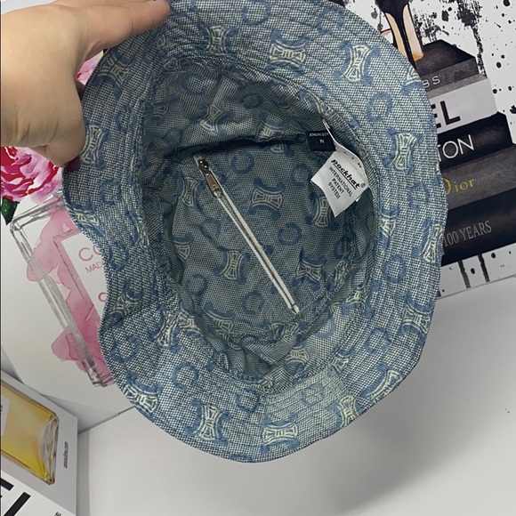 ✈️Sold✈️Celine pockhat - Picture 4 of 12